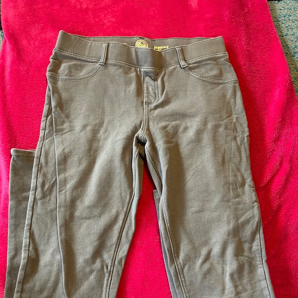 Brand -kohl’s size -16 color gray
